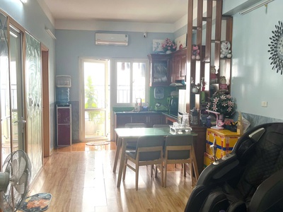 Cần bán gấp căn hộ 2 ngủ hướng Nam đã có nội thất, giá rẻ nhất KDT Thanh Hà Cienco 5 0