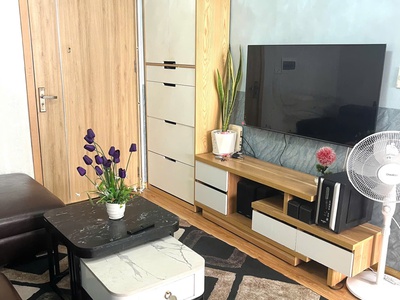 Cần bán gấp căn hộ 2 ngủ hướng Nam đã có nội thất, giá rẻ nhất KDT Thanh Hà Cienco 5 2