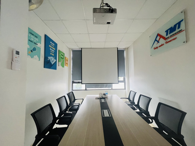 Cho thuê nhà nguyên căn 40m2, xây 4 tầng, 2 phòng/tầng, CHÍNH CHỦ, miễn trung gian, Lạc Long Quân 6