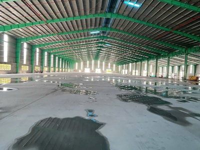Cho thuê nhà xưởng trong kcn bình phước tổng dt đất: 80.000m2   dt xưởng: 55.000m2 3