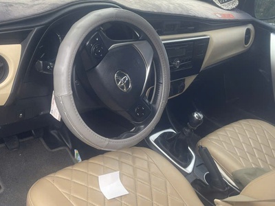Chính chủ bán xe TOYOTA COROLLA ALTIS sản xuất năm 2017 0