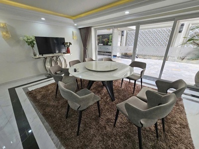 Bán hoặc cho thuê SIÊU PHẨM Biệt Thự MT Trần Xuân Soạn Q.7. 8