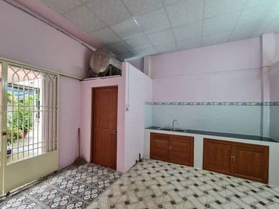 Bán nhà 9.7x19 - gần trường chinh- tân hưng thuận - q12 - hẻm 4m - 6.x tỷ 2