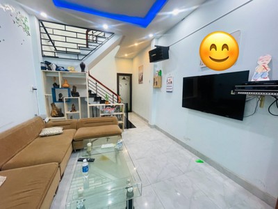 Thạch thang hải châu - 3 tầng 3 mê 3 phòng ngủ khép kín công năng đầy đủ - chính chủ lâu đời 1