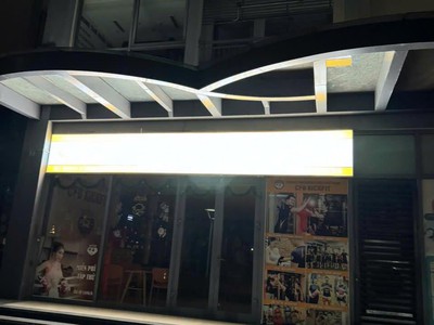 Chính chủ bán shophouse 2 tầng cực đẹp - kinh doanh siêu sầm uất   dòng tiền 60tr/thg -park 10 3