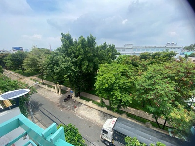 Khu vip tên lửa view công viên 4 tầng chỉ nhỉnh 13 tỷ 3