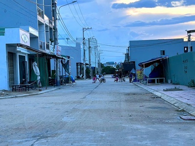 Bán lô đất thổ cư thuộc kdc hiện hữu chợ dinh, thành phố quy nhơn. 4x10 vuông vức đẹp 1