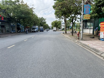 Chuyển công tác bán 140m2 đất mặt phố Nguyễn Khiêm Ích, KĐT 31ha Trâu Quỳ. View doanh trại Quân Đội 3
