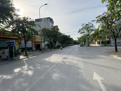 Chuyển công tác bán 140m2 đất mặt phố Nguyễn Khiêm Ích, KĐT 31ha Trâu Quỳ. View doanh trại Quân Đội 5