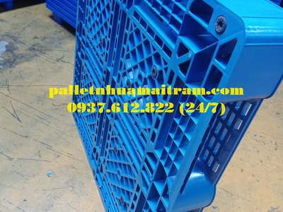 Pallet nhựa qua sử dụng được tái sử dụng lại trên thị trường rất lớn 2