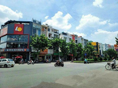 K.hu v.ip,mặt tiền kd khu phan xích long nhà mới đẹp full nội thất-89m2 nở hậu-xíu 16tỷ 0
