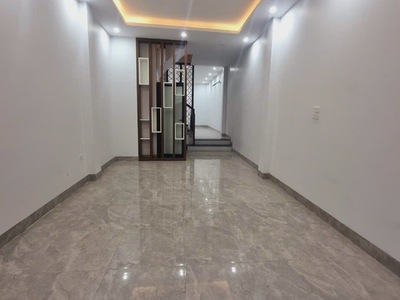 Nhà đẹp dân xây hiện đại- hai thoáng - cách ô tô tránh 10m- 4 chỗ lùi cửa - kd ccmn đỉnh 0