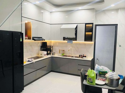 Nhà siêu phẩm ôtô ngủ trong nhà đường hòa hưng quận 10 phường 13. 2