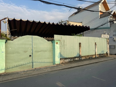 Chính chủ bán nhà lô góc 2 mặt tiền siêu đẹp diện tích 300m2 tại hóc môn, hcm 2