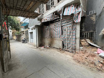 Bán nhà đinh công hạ giá 6.6 tỷ, diện tích 30m2, 6 tầng, mặt tiền 4.5m 2