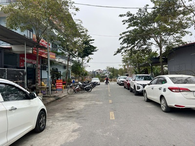 Cực hót - chính chủ cần bán lô đất tại tt thị xã việt yên- bắc giang 0