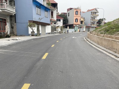 Chính chủ cần bán 214,7m2 đất đường đê Vàng, Phúc Lợi. Khổ đất đẹp, không lỗi phong thủy 1