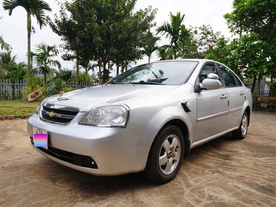 Chevrolet Lacetti 1.6 MT 2011, màu bạc, 5 chỗ ngồi. 6