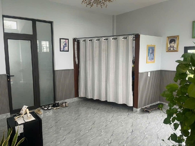 Hàng hiếm còn sót lại  kdc nam nguyễn tất thành  chào bán nhà 2 tầng lô góc 4