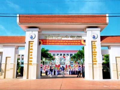 Bán lô đất thổ cư ngay góc ngã 4 đường phan bội châu trường chuyên bình long 268tr 1