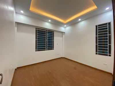 Bán nhà an dương vương- tây hồ lô góc - nhà đẹp ở luôn - nội thất cơ bản - an sinh đỉnh - khu vực 2