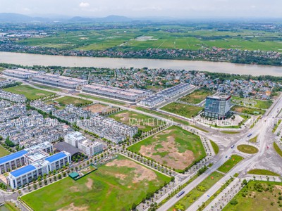 Bán nhà phố 5 tầng mới xây trung tâm thành phố sổ đỏ sẵn, nhận nhà ngay 0