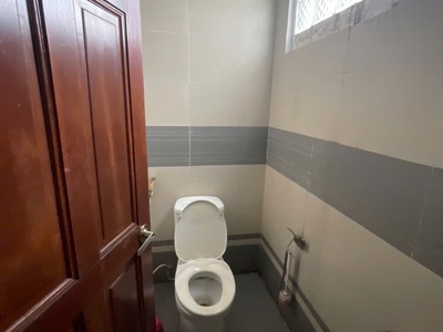Bán nhà mặt tiền đường số phường 4, q8 ,  6 lầu , 9 phòng chdv chỉ 12 tỷ 2
