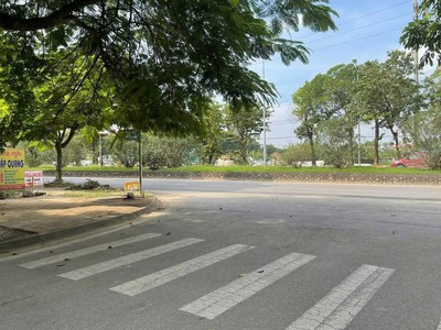 Cần bán 66m2 đất đường Lê Văn Hưu khu Vạn Lộc chỉ 3,13 tỷ 3