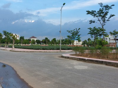 Em bán duy nhất 1 ô góc liền kề sát trường đại học tài chính - giá chỉ 3xtr/m 1