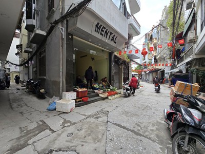 Bán Đất Trong Ngõ Văn Cao, Ba Đình, Hà Nội- Diện tích 50m  MT 4.1m - 11 tỷ 2