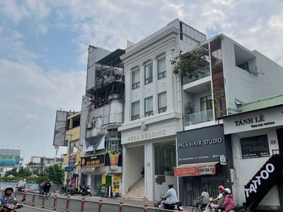 Cho thuê tòa nhà 17-19 Phan Đình Phùng, P1, Phú Nhuận. Hầm, 3 Tầng, Sân Thượng, Thang Máy 0