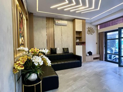 Khu vip quận 5 - nguyễn trãi 3 tầng- nhà đẹp ở ngay chỉ 12ty tl 0