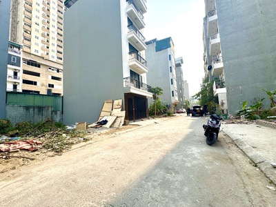 Chính chủ gửi bán lô đất 3 ô tô tránh, 50m2 kinh doanh đỉnh, giá nhích 12 tỷ có tl lớn tại dọc 1