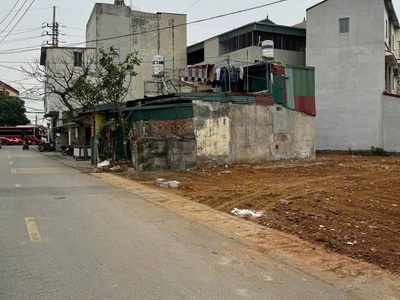 Đất đẹp - đầu tư sinh lời - giá tốt - vị trí tại : tổ dân phố 7- trung sơn trầm - sơn tây - hà nội 0