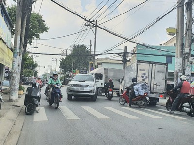 Bán nhà 2 tầng, 39m , mã lò, bình trị đông a, 3.9 tỷ, sổ hồng 0