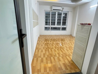 Bán nhà phố Hồ Tùng Mậu gần Đại học Thương Mại 36m2 5 tầng nhỉnh 7 tỷ 1
