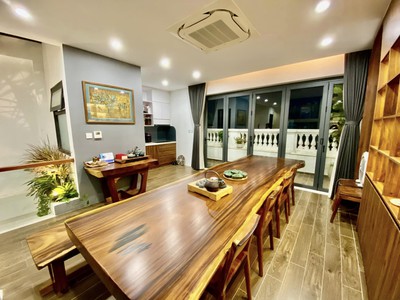 Bán nhà quán thánh phân lô, ô tô, kinh doanh 35m 5 tầng mặt tiền 3,6m giá chào 12,5 tỷ 0