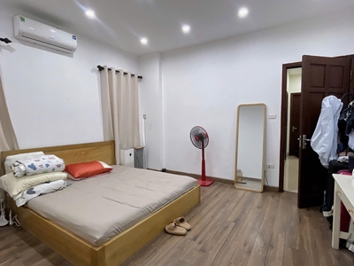 Bán nhà mặt phố ngọc thụy 54/60m2 x 5 tầng, căn góc mặt tiền bề thế, vừa ở kết hợp kinh doanh đa 4