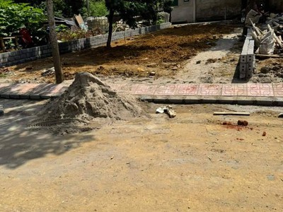 Chính chủ gửi bán diện tích 160 m2, hai mặt tiền, đường thông tứ tung, mặt tiền và hậu bằng nhau 1