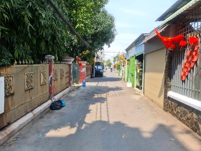 Bán nhà 2 tầng hẻm xe tải 63m2 4.2/6.4 13 ql13 chỉ 6.3 tỷ quốc lộ 13 hiệp bình phước thủ đức mới ở 4