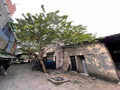 Bán nhà mặt tiền kd ngay sát  hương lộ 2, bình trị đông, bình tân, 1886m2, 3 tầng. 2