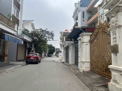 Bán nhà 90m2, 4 tầng lô góc tại trung lực, ô tô đõ cửa ngày đêm, giá 8,3 tỷ 0