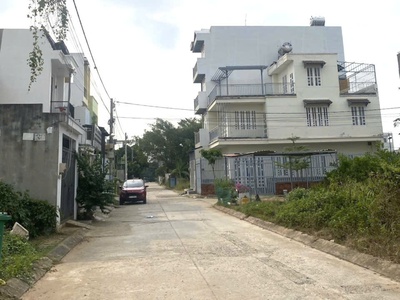 P lô  bán nền, long phước, thủ đức, dt 50m2   4 x 13   giá mềm  chỉ 2ty hơn 0