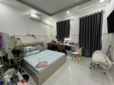 Bán nhà  Quận 11  - Cư xá Bình Thới   Lạc Long Quân Phường 1  NHÀ HẺM XE TẢI THÔNG KINH DOANH 2