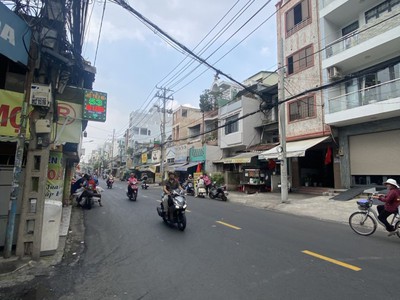 Bán nhà  Quận 11  - Cư xá Bình Thới   Lạc Long Quân Phường 1  NHÀ HẺM XE TẢI THÔNG KINH DOANH 0
