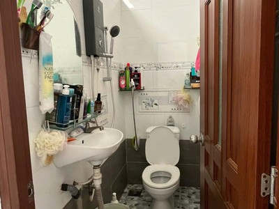 Bán nhà  Quận 11  - Cư xá Bình Thới   Lạc Long Quân Phường 1  NHÀ HẺM XE TẢI THÔNG KINH DOANH 6