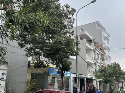 Bán Đất Khu Đấu Nối Vựng Đâng qua Cao Xanh,DT:67.5m2,MT:4.5m.H:TB 3