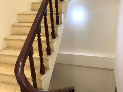 Cho thuê nhà ngõ ô tô Mạc Thái Tổ - Cầu Giấy 50m x 5T giá 25 triệu, vỉa hè, ô tô, nhà đẹp 2