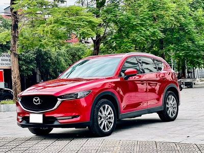 Bán xe Mazda CX5 Premium 2.0AT 2022 màu đỏ. 3