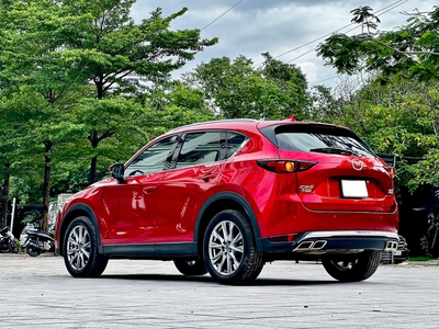 Bán xe Mazda CX5 Premium 2.0AT 2022 màu đỏ. 4